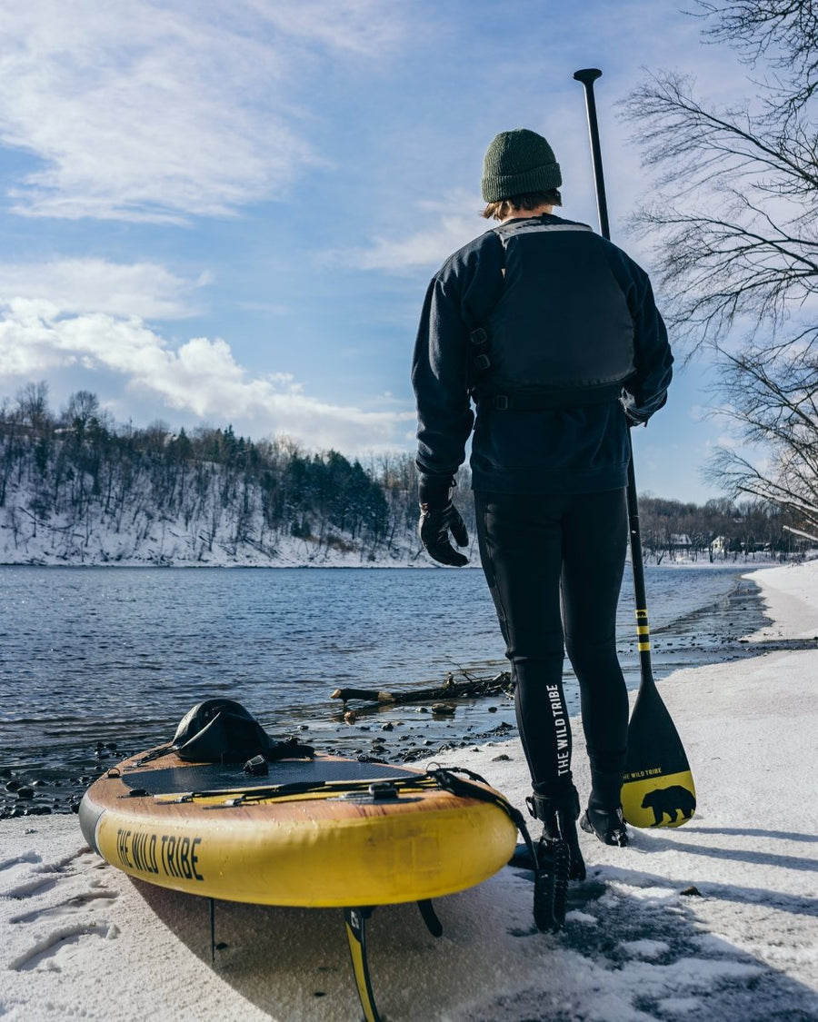Guide SUP 101 pour l’eau froide - The Wild Tribe