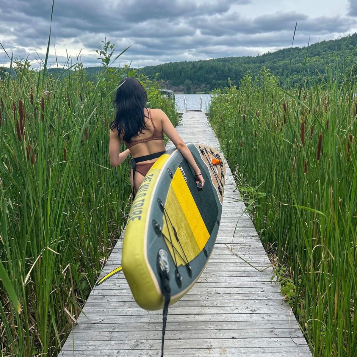 Peyto Golden 11 (2024): All-Around Premium 11' Inflatable Paddleboard - The Wild Tribe