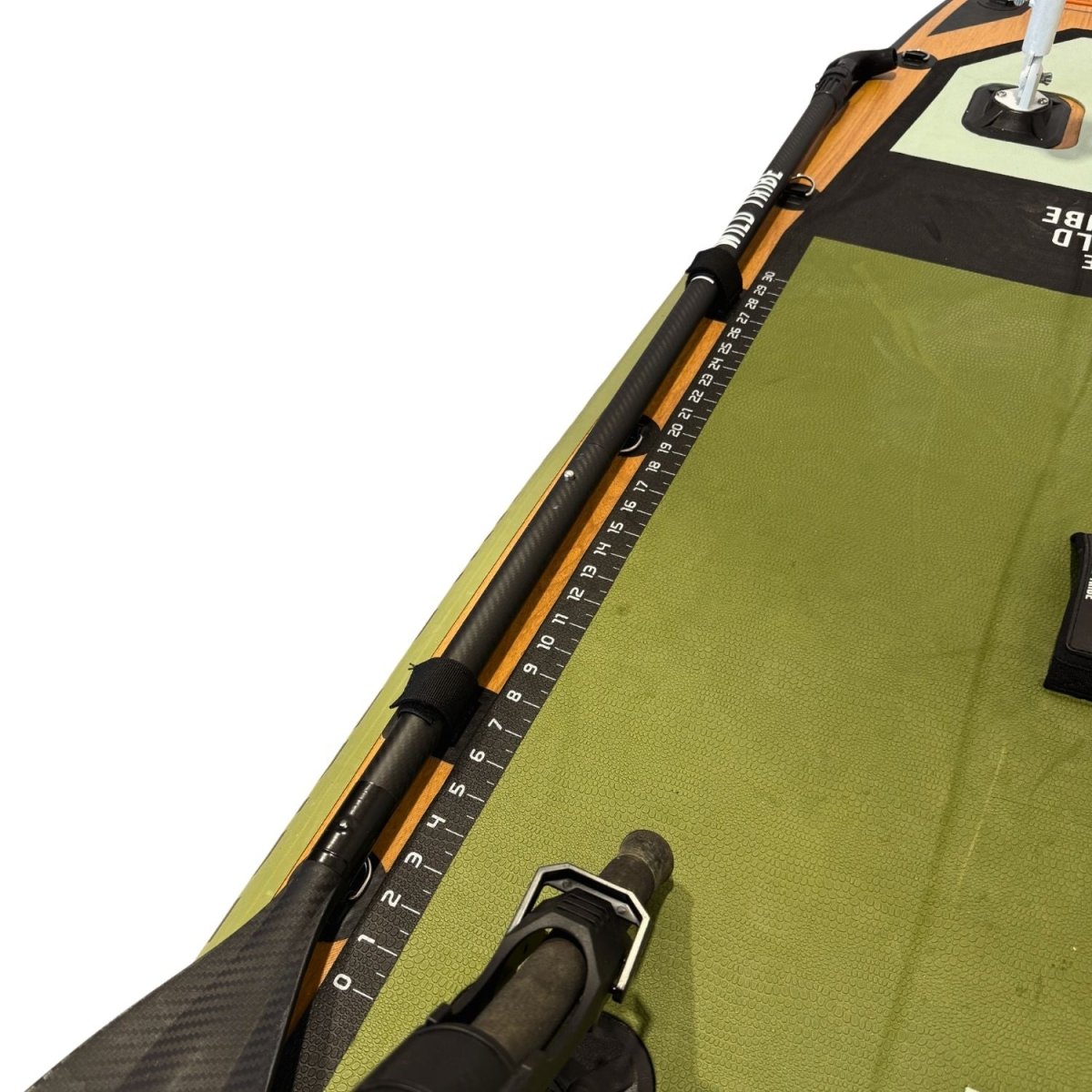 Sequoia XL Bass - Planche de paddle gonflable de pêche entièrement équipée - The Wild Tribe